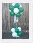 bloem pilaar van 1.50 m. groen,wit * 480 x 640 * (65KB)